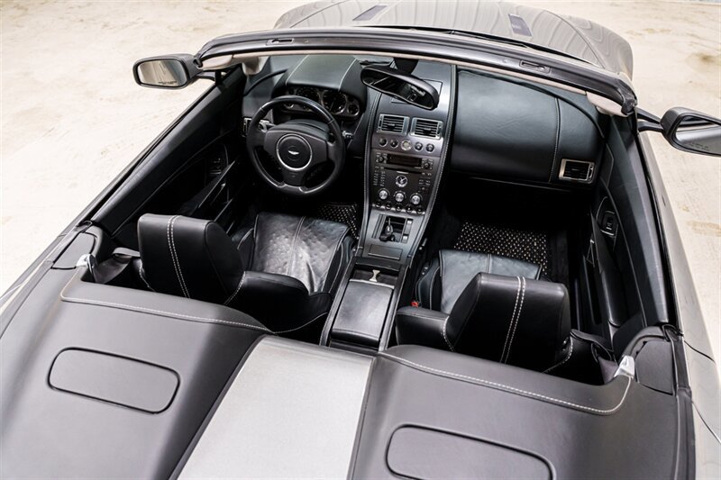 Used 2008 Aston Martin V8 Vantage Roadster RWD image 12