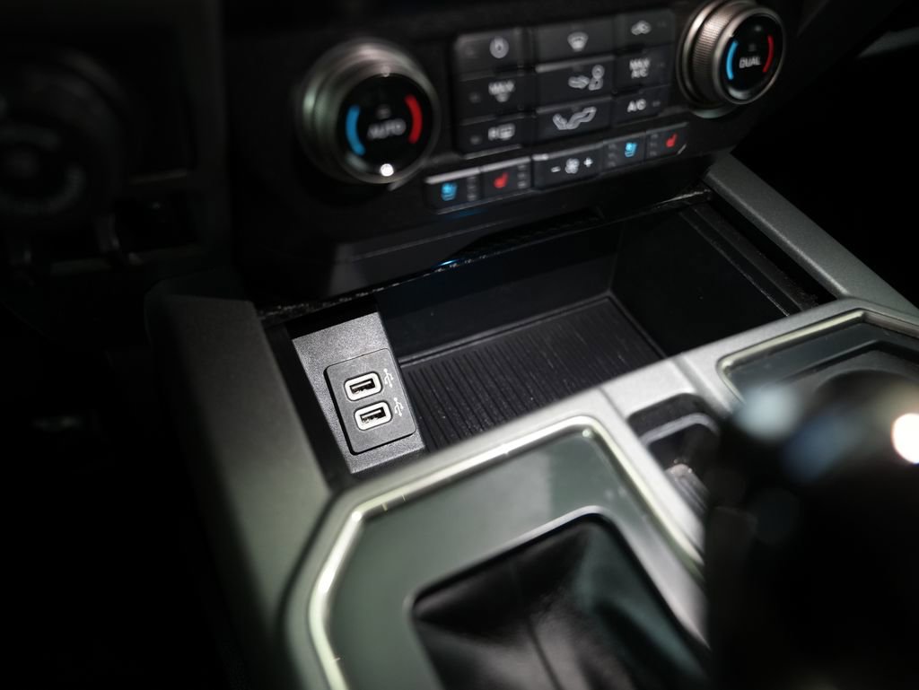 Used 2020 Ford F150 Raptor w/ Equipment Group 802A Luxury image 32