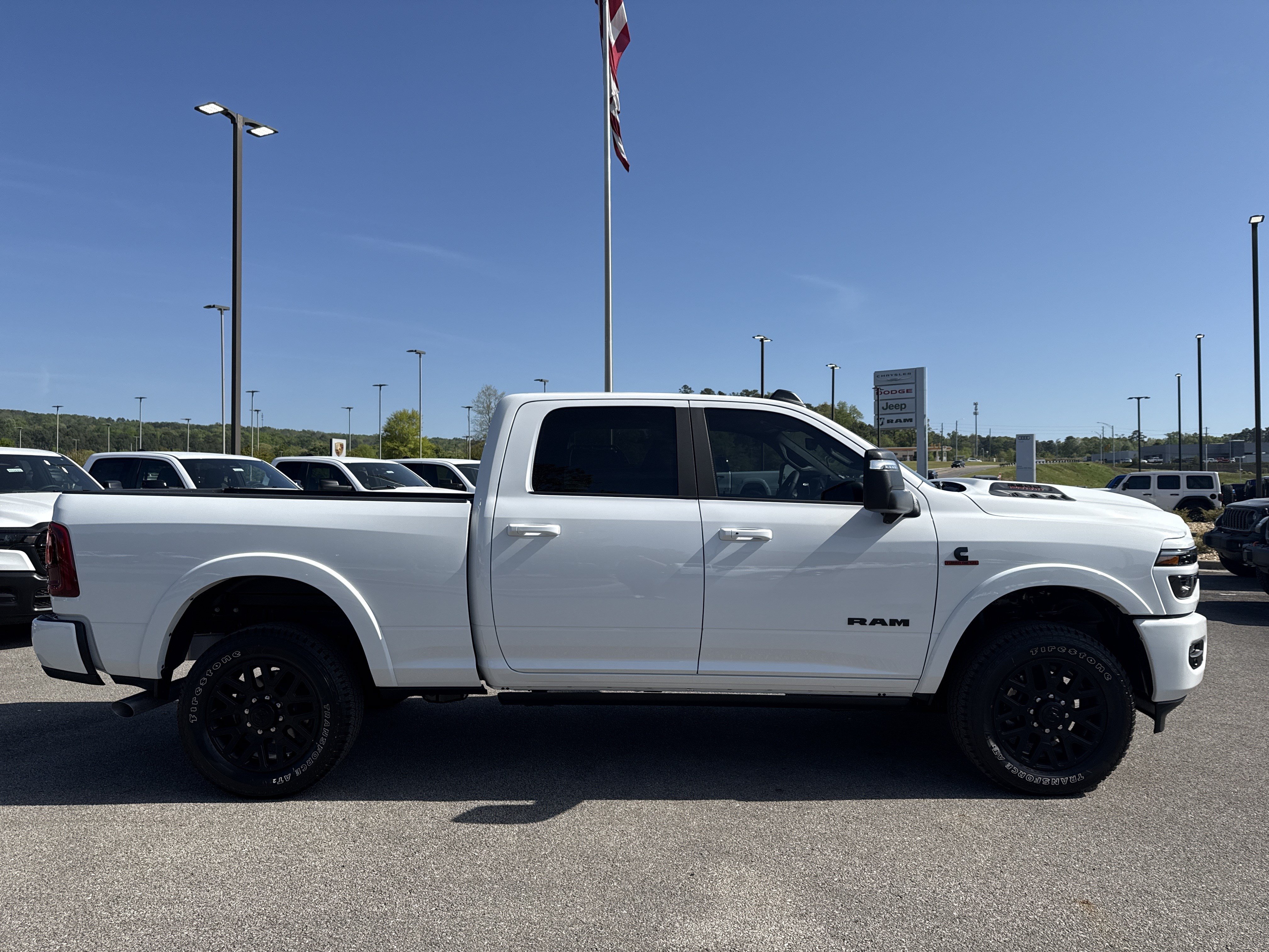 New 2026 RAM 2500 Limited AWD/4WD image 8