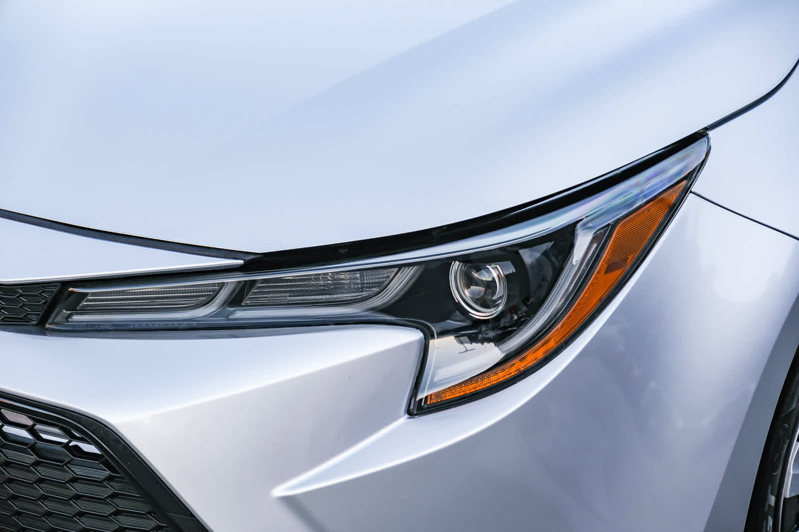 Used 2021 Toyota Corolla LE FWD image 12