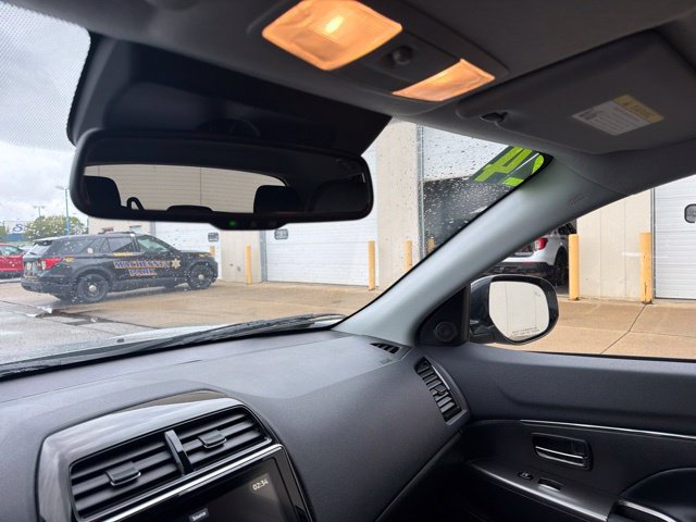 Used 2024 Mitsubishi Outlander Sport SE AWD/4WD image 36