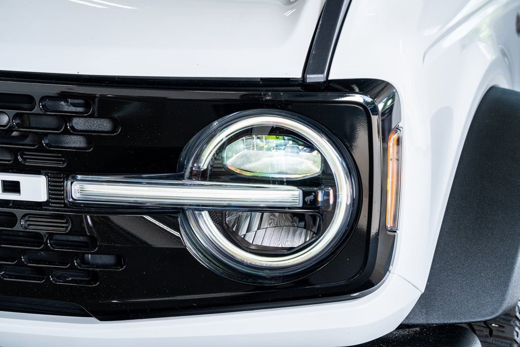 Used 2023 Ford Bronco Wildtrak image 14