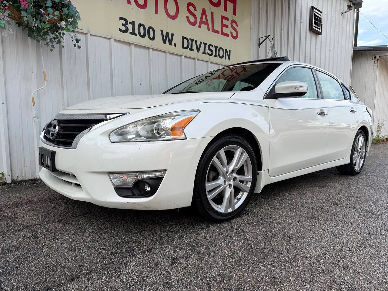Used 2015 Nissan Altima 3.5 SL FWD image 7