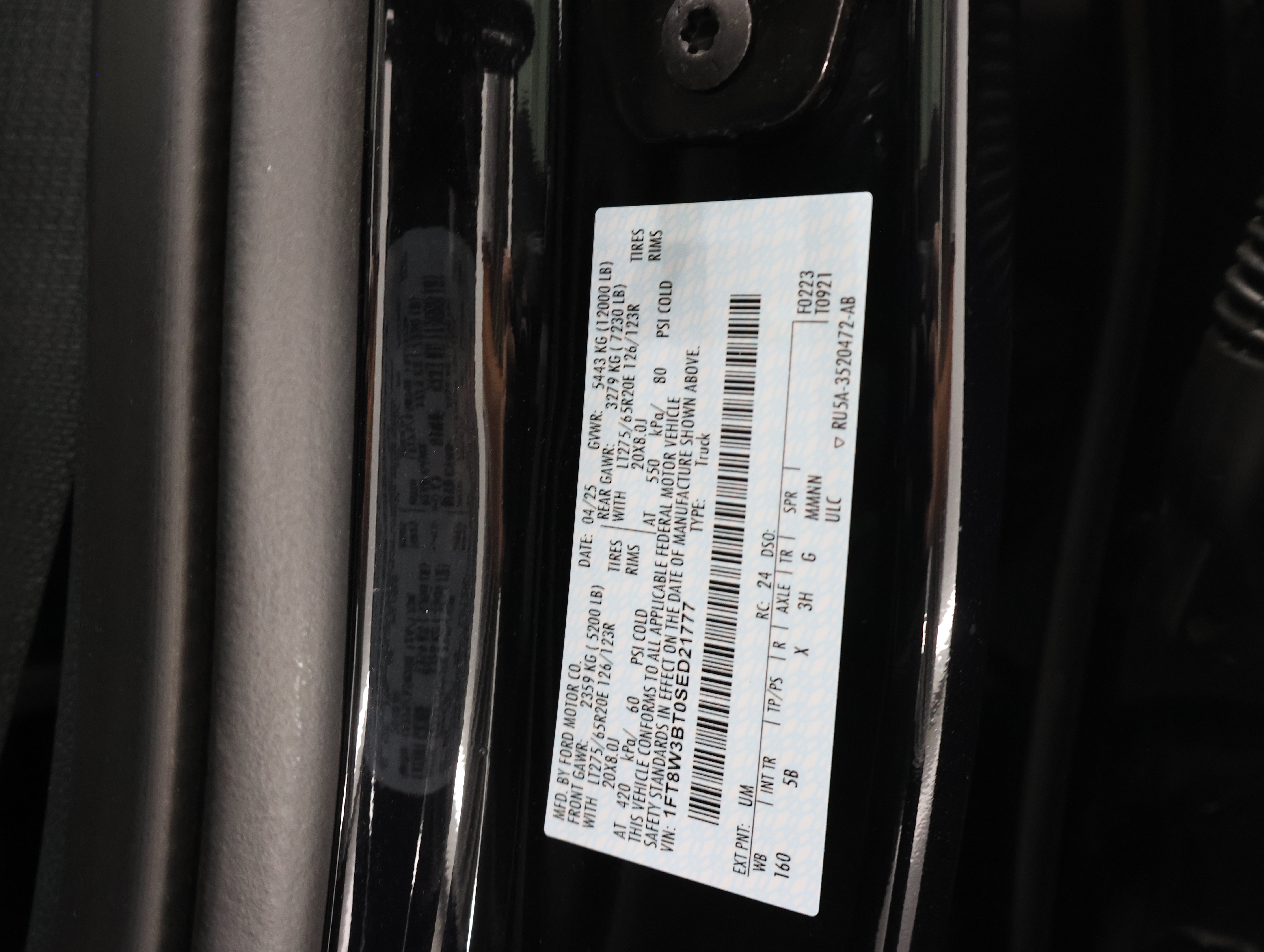 Used 2025 Ford F350 Lariat w/ Lariat Ultimate Package AWD/4WD image 69