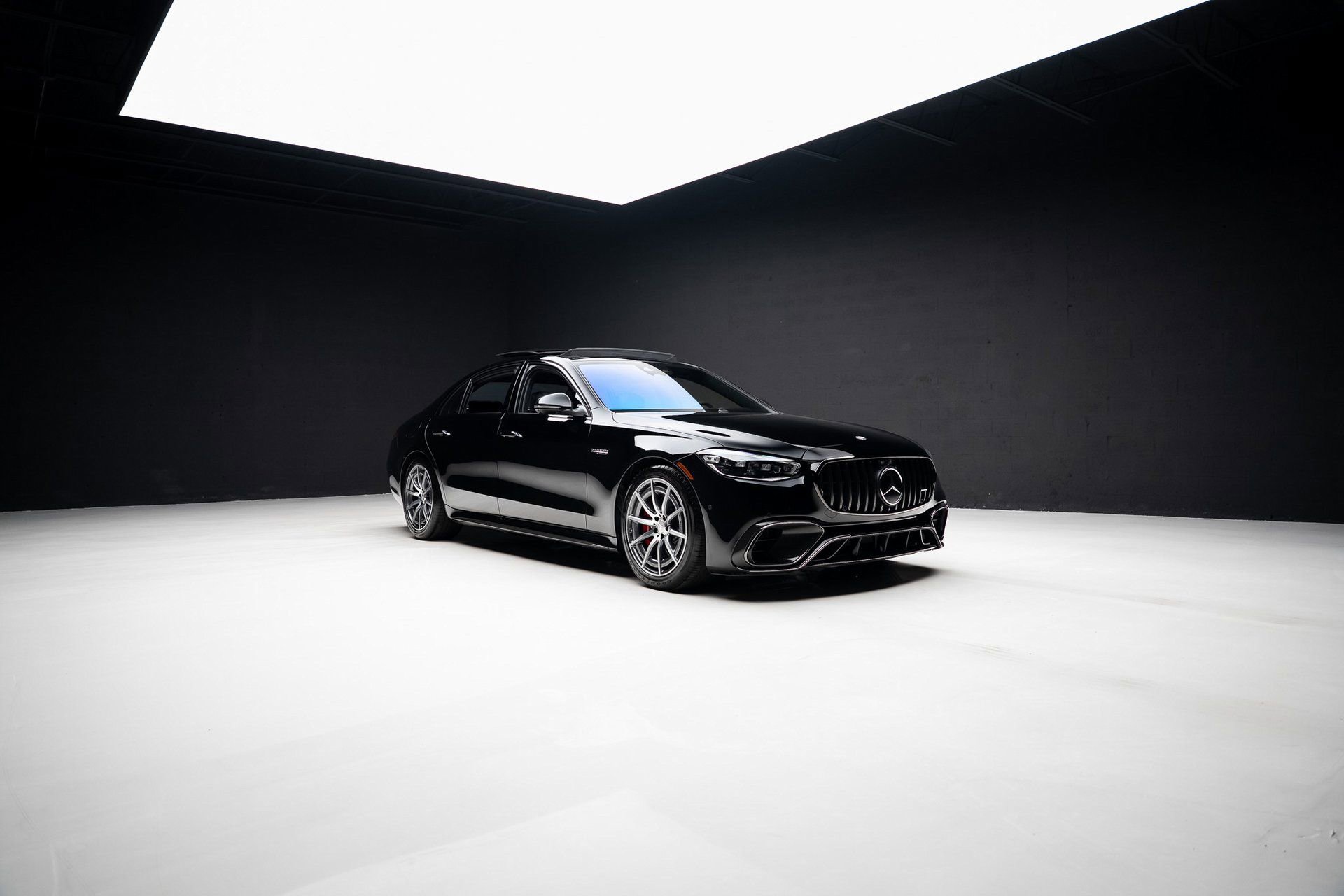 Used 2025 Mercedes-Benz S 63 AMG S image 91