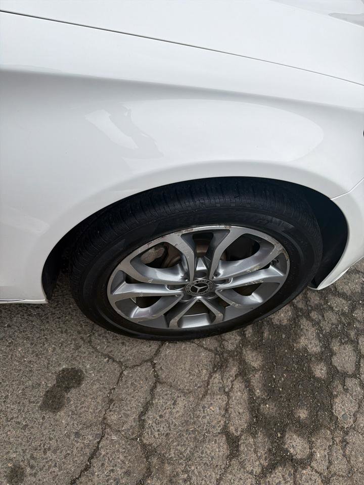 Used 2018 Mercedes-Benz C 300 4MATIC Sedan image 15