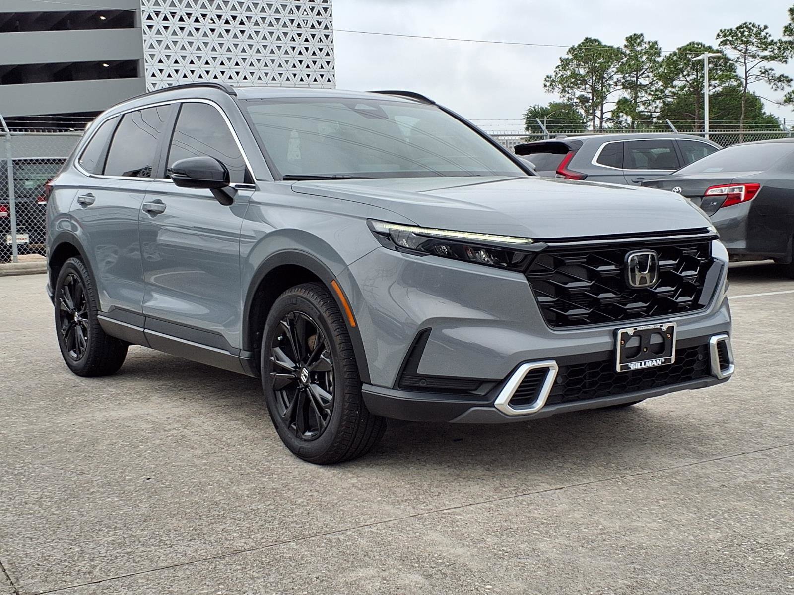 Used 2025 Honda CR-V Sport Touring image 2