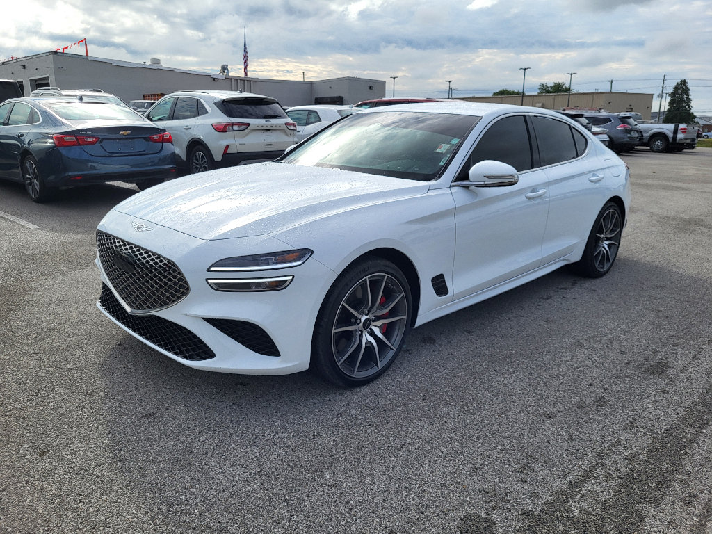 Used 2025 Genesis G70 2.5T AWD/4WD image 1