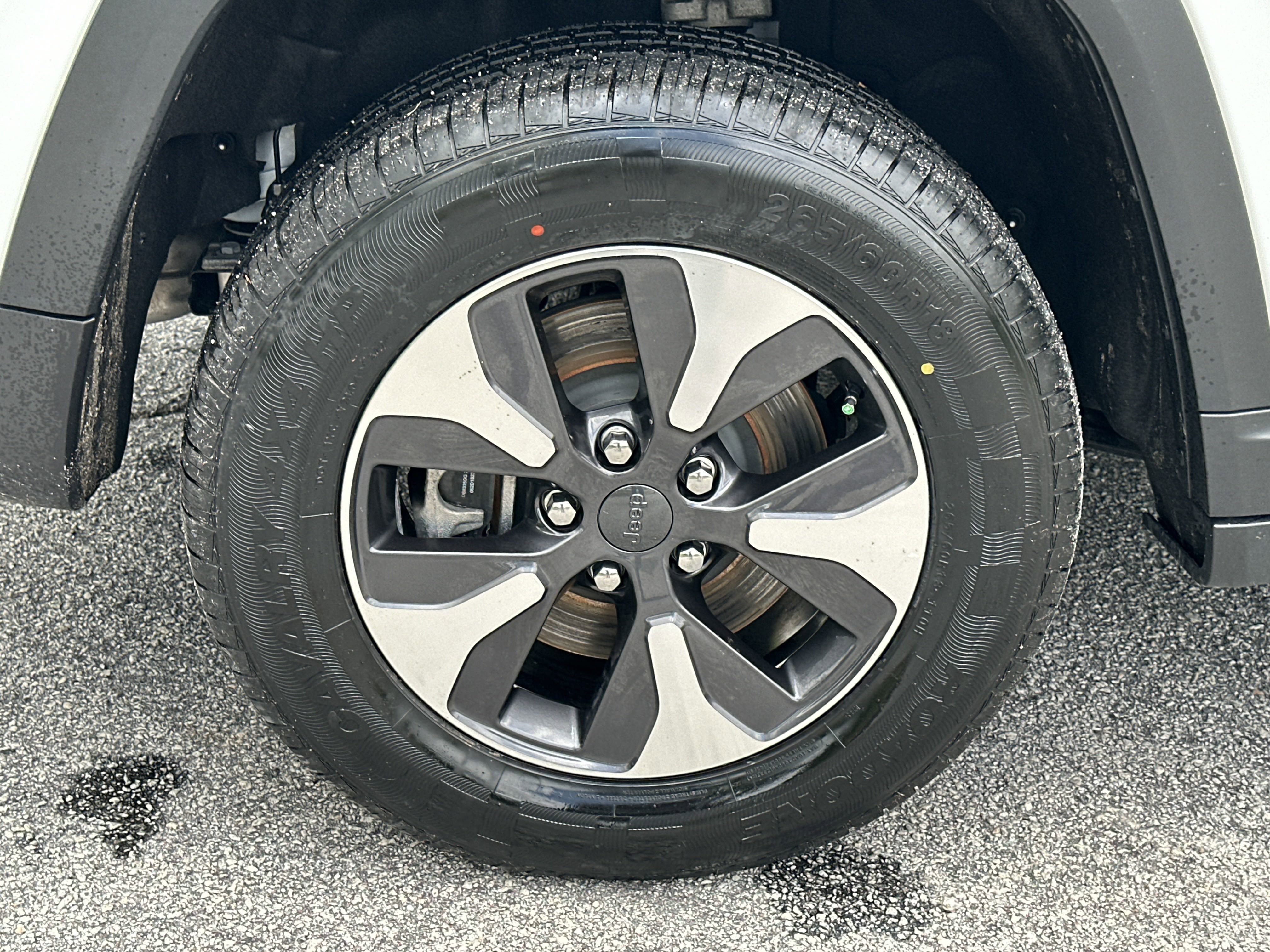 Used 2024 Jeep Grand Cherokee Limited 4xe image 17