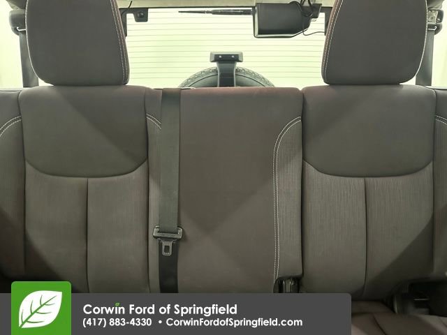 Used 2013 Jeep Wrangler Unlimited Sahara w/ Connectivity Group image 21