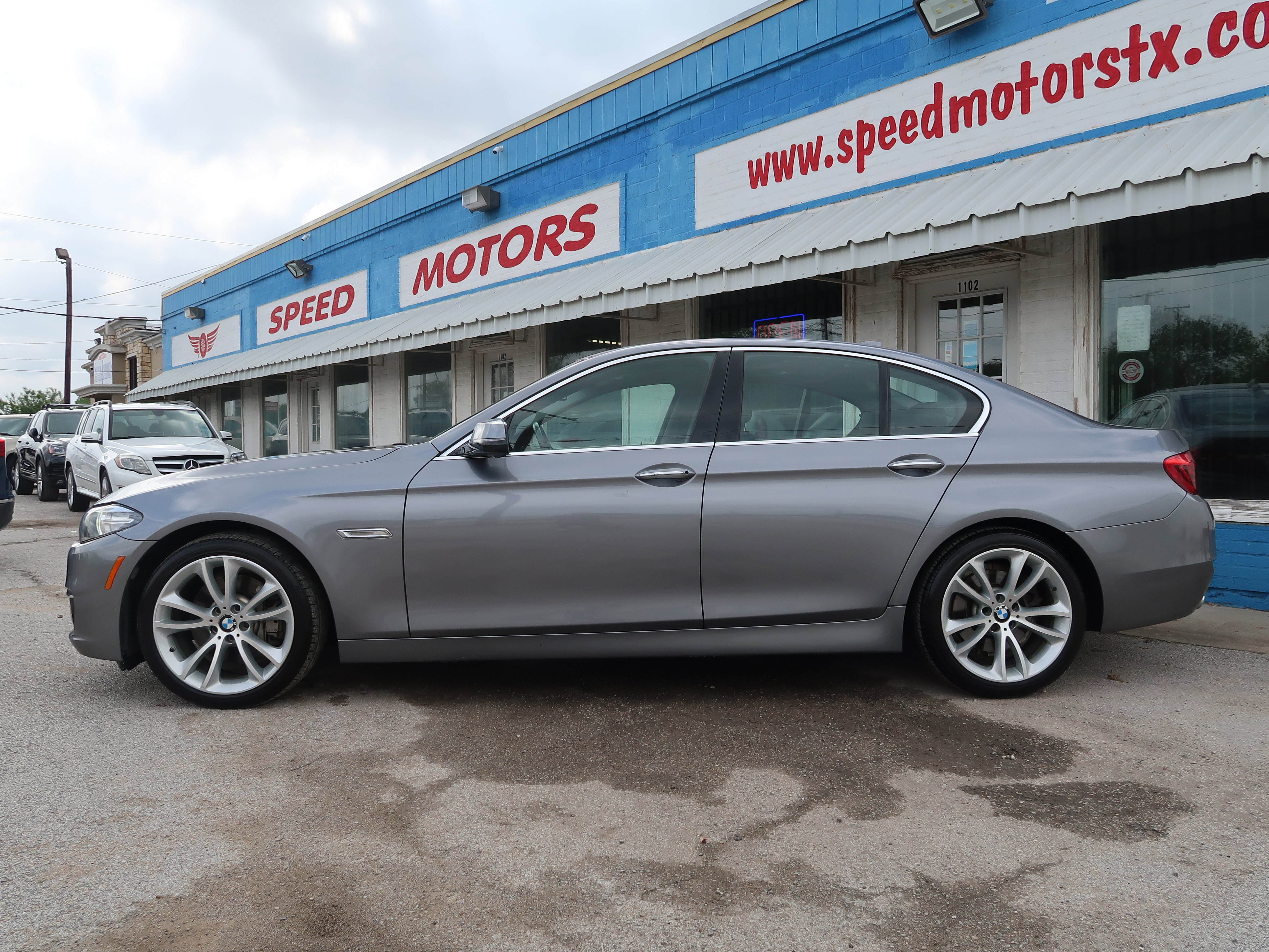 Used 2014 BMW 535d Sedan RWD image 3