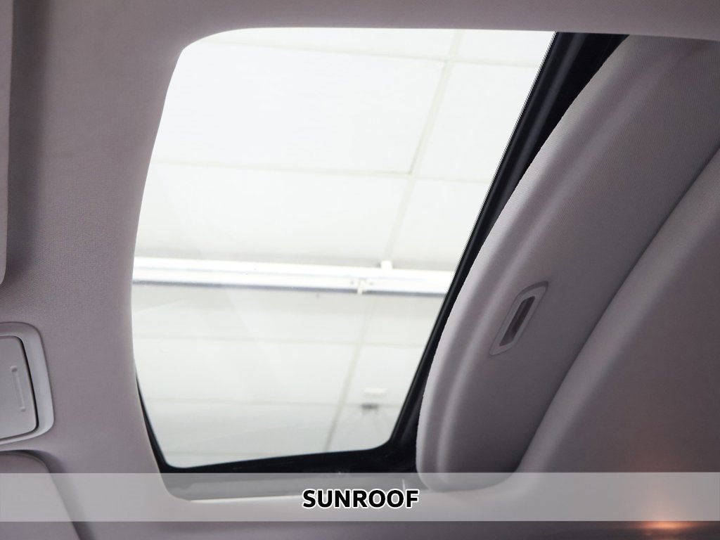 Used 2014 Honda Odyssey EX-L image 3