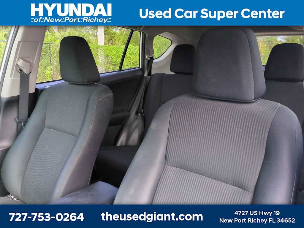 Used 2014 Toyota RAV4 LE AWD/4WD image 7