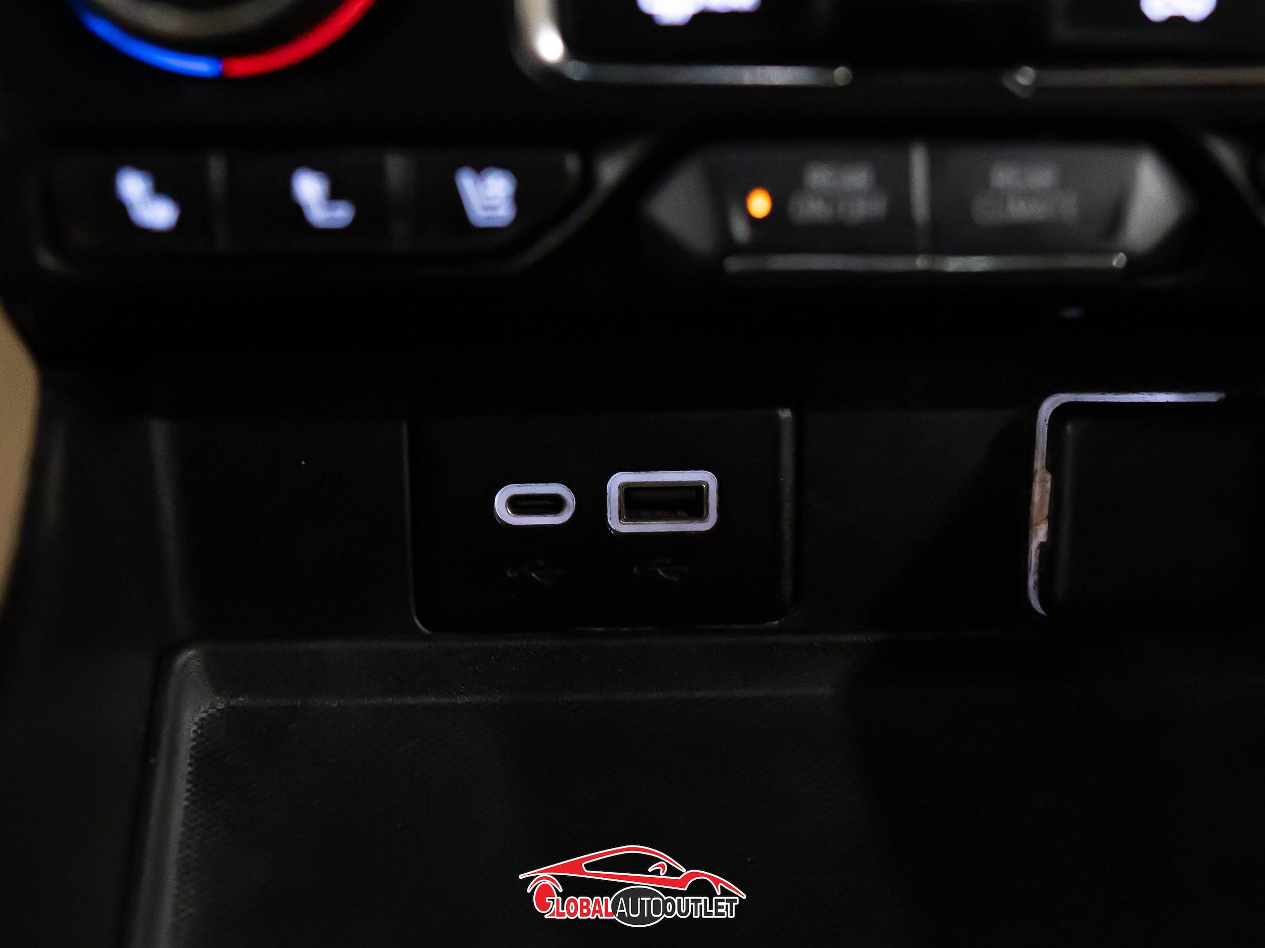 Used 2021 Chevrolet Suburban Premier RWD image 34