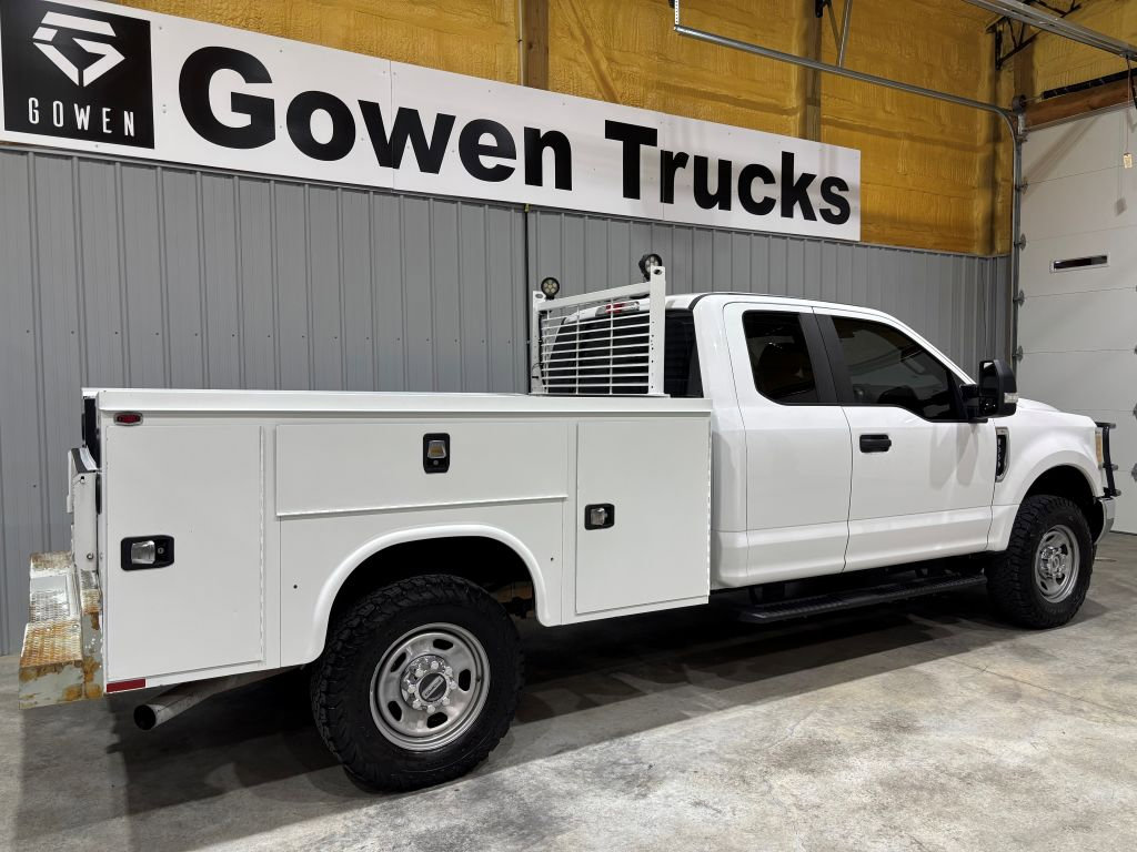 Used 2017 Ford F350 XL image 6