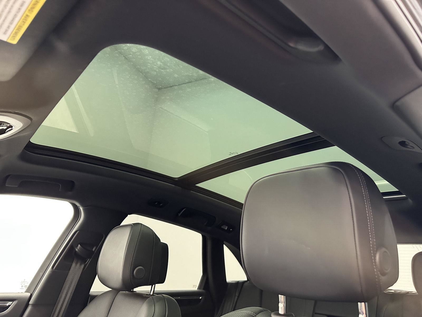 Certified 2026 Porsche Macan AWD/4WD image 21