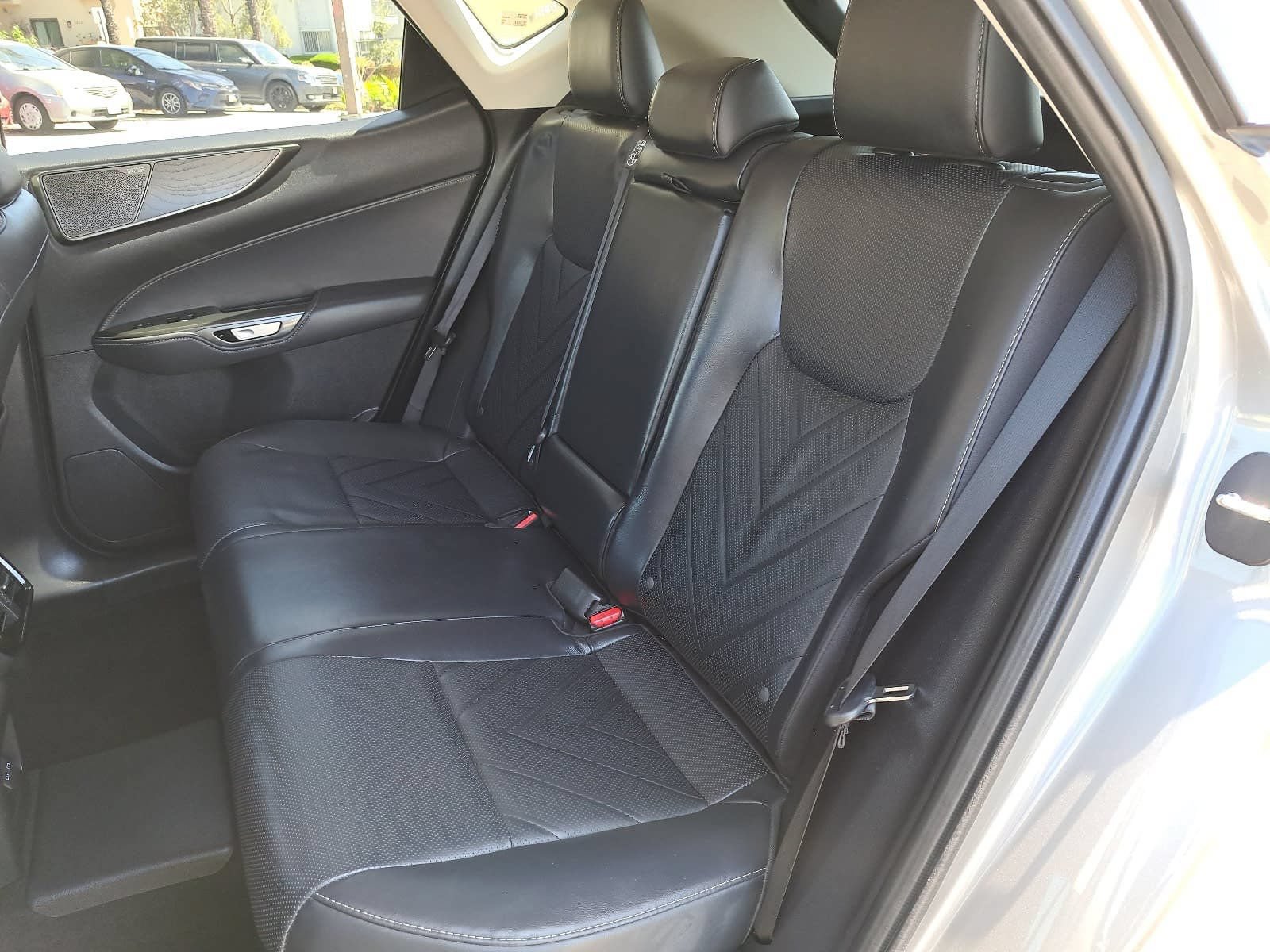 Used 2025 Lexus NX 450h+ AWD w/ Towing Package (2000 Lbs) image 14
