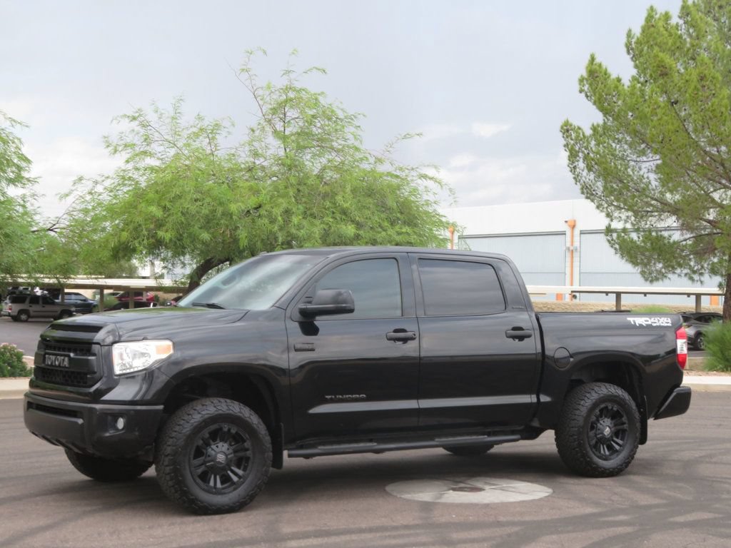 Used 2017 Toyota Tundra Limited w/ Limited Premium Package