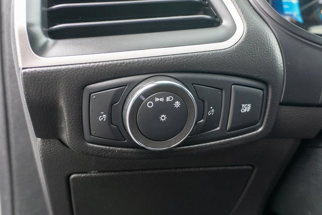 Used 2022 Ford Edge SEL AWD/4WD image 19