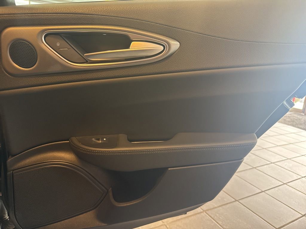 Used 2024 Alfa Romeo Giulia Ti w/ Active Assist Plus Package image 58