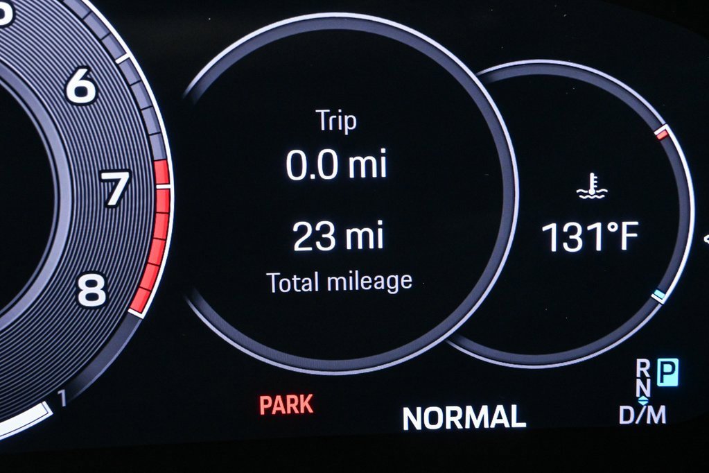 New 2025 Porsche Panamera RWD image 9