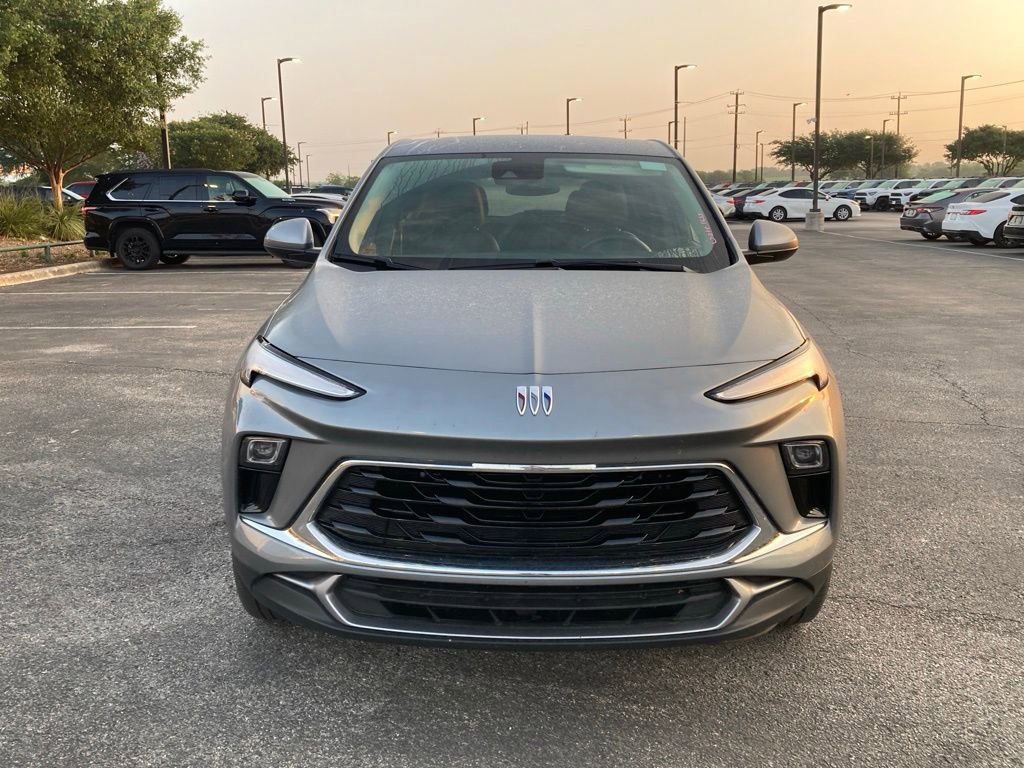 Used 2025 Buick Encore GX Preferred image 2