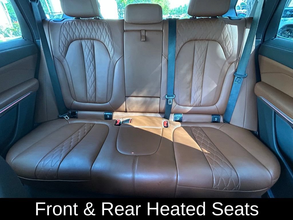 Used 2025 BMW X5 xDrive50e AWD/4WD image 13