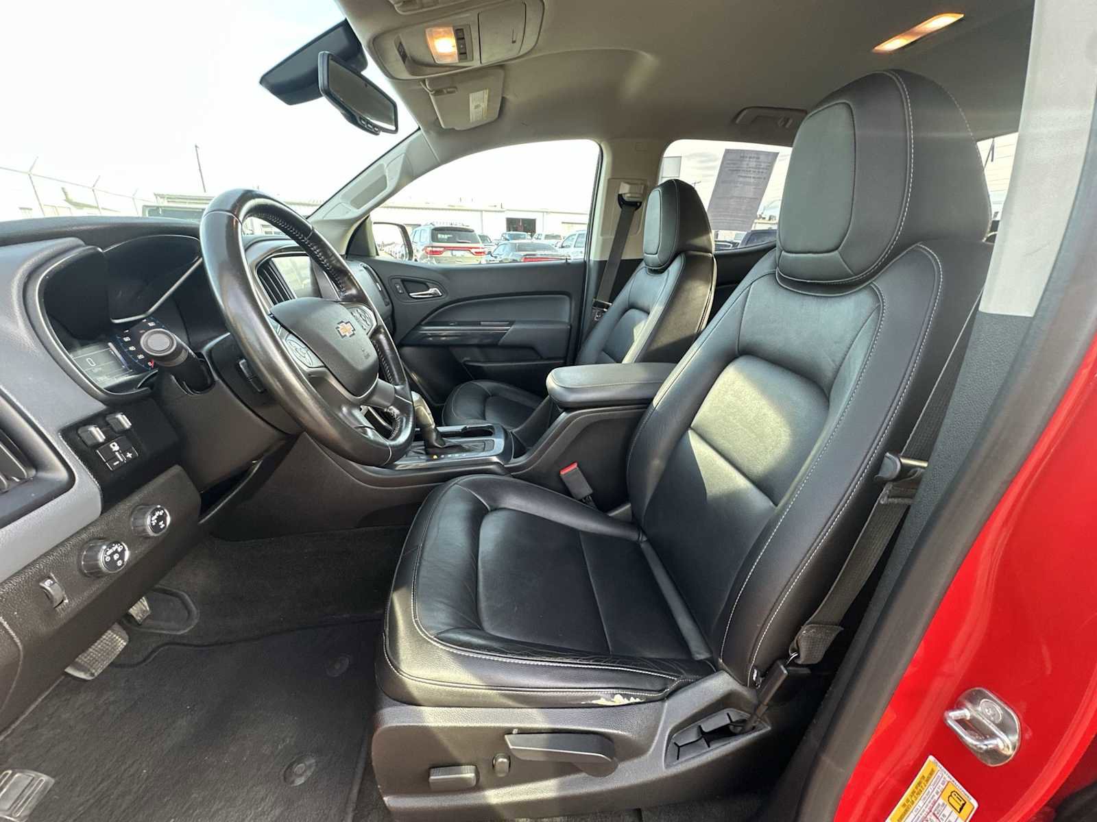Used 2018 Chevrolet Colorado Z71 image 13