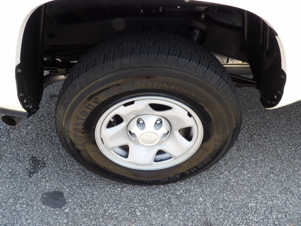 Used 2023 Toyota Tacoma SR RWD image 50