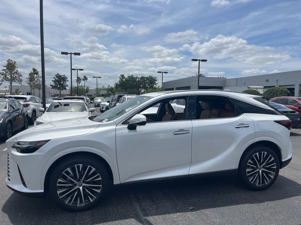 Used 2025 Lexus RX 350 Premium Plus image 2