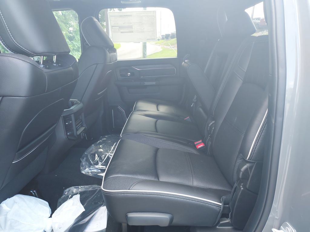 New 2026 RAM 3500 Limited AWD/4WD image 14