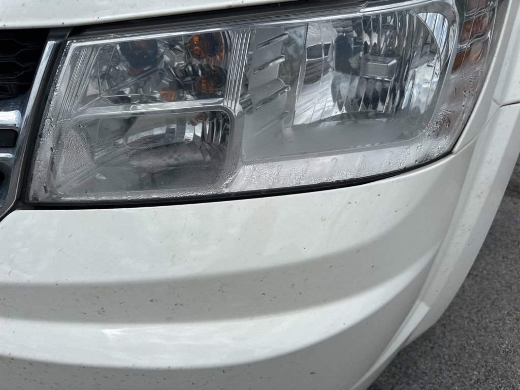 Used 2018 Dodge Journey SE w/ Connectivity Group FWD image 13
