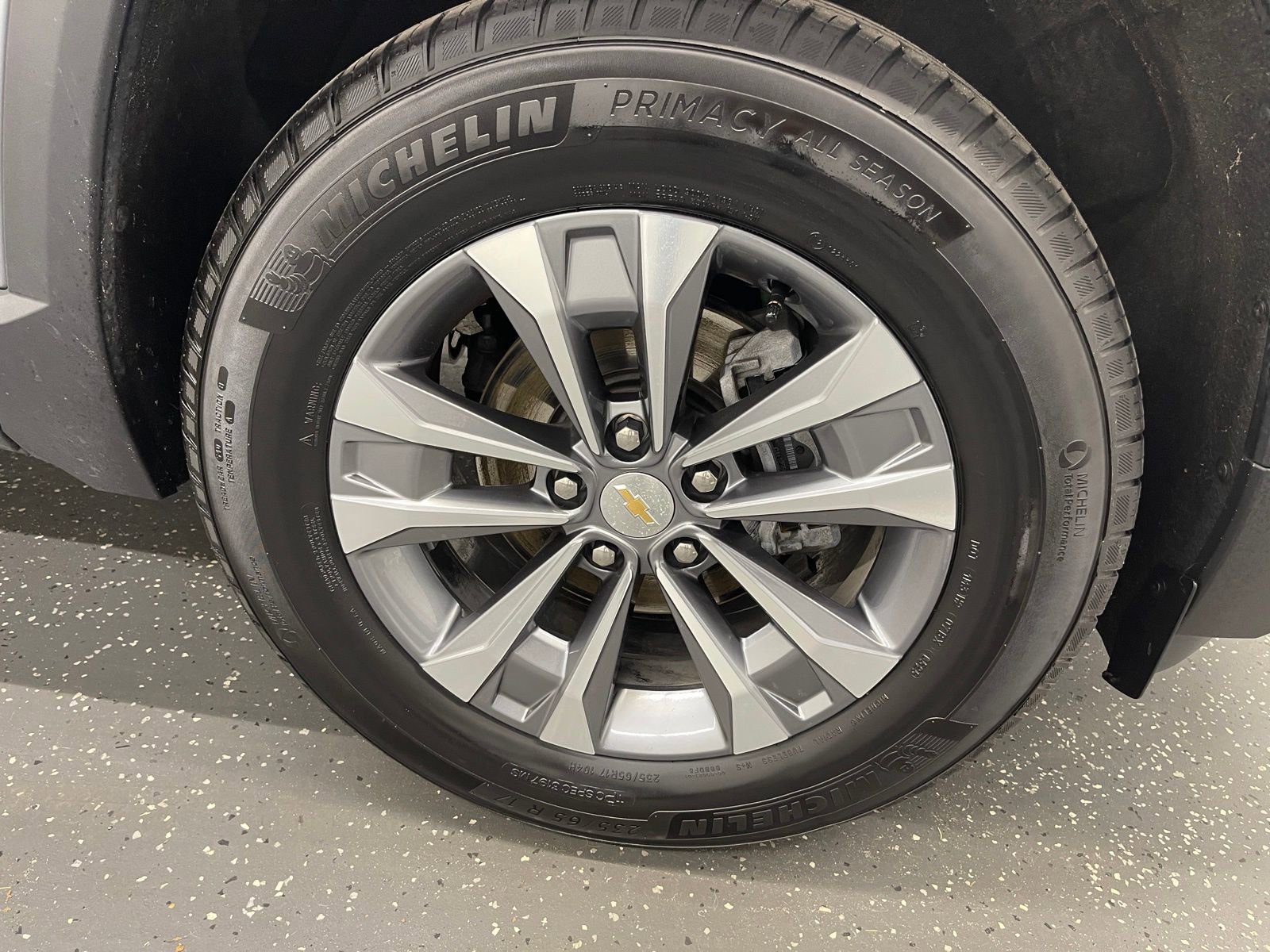 Used 2025 Chevrolet Equinox LT image 18