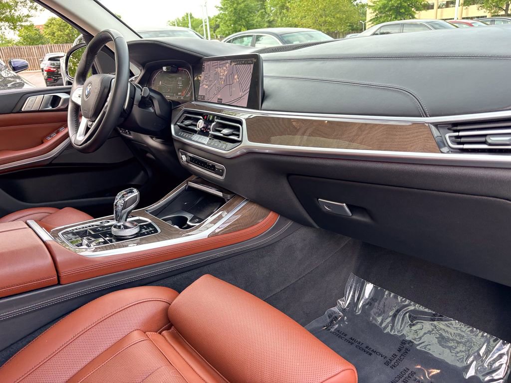 Used 2020 BMW X7 xDrive40i w/ Premium Package AWD/4WD image 37