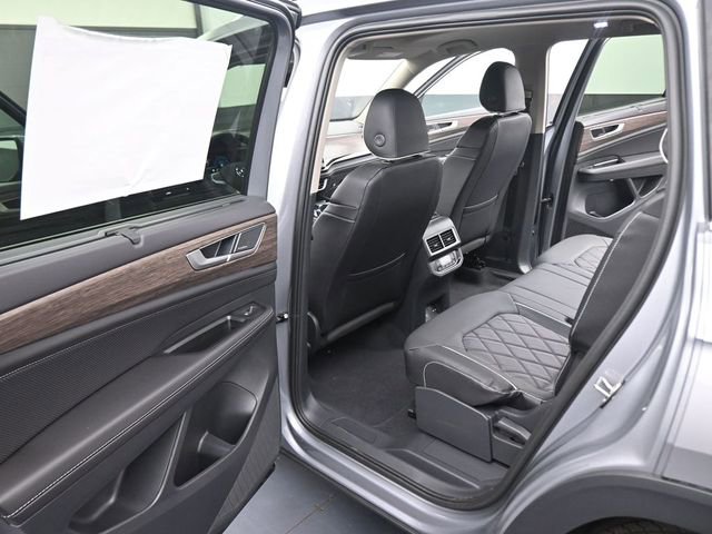 Used 2026 Volkswagen Atlas SEL Premium R-Line AWD/4WD image 14