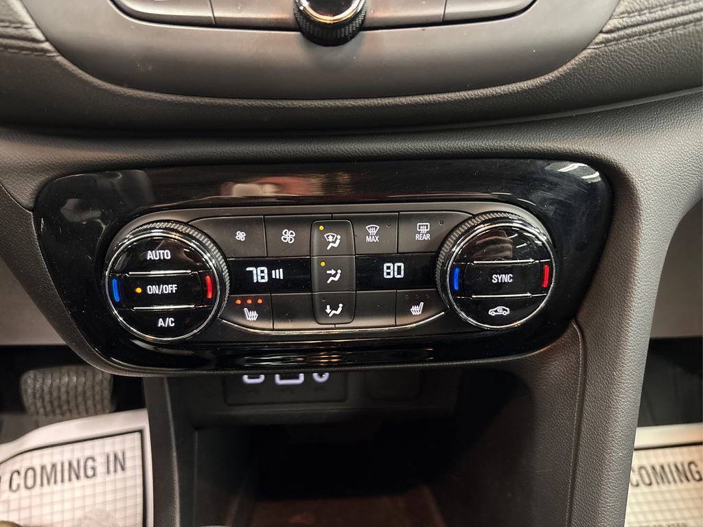 Used 2023 Buick Encore GX Select image 31