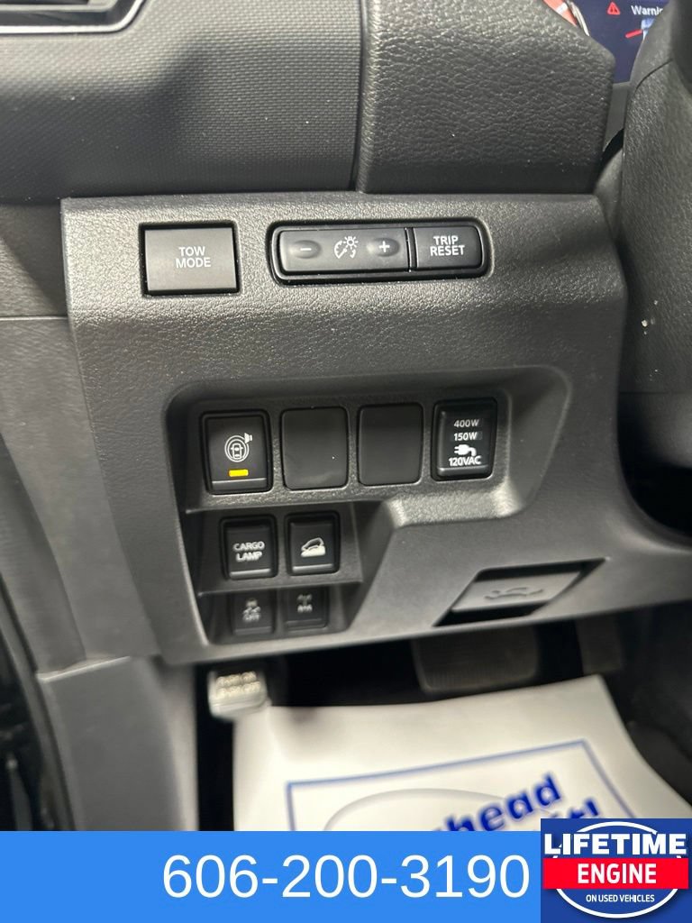 Used 2023 Nissan Frontier PRO-4X w/ Pro-4X Premium Package AWD/4WD image 23