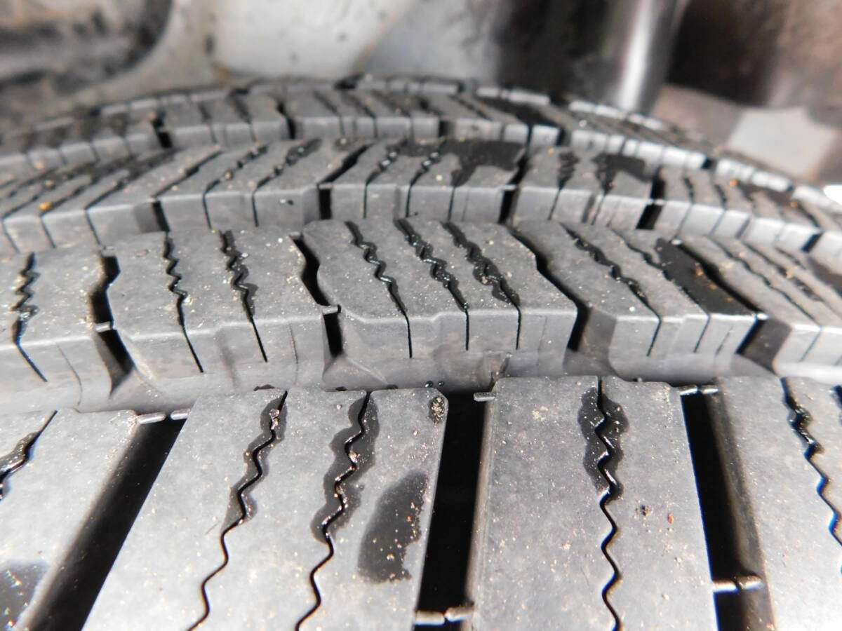 Used 2010 Ford Escape XLT image 23