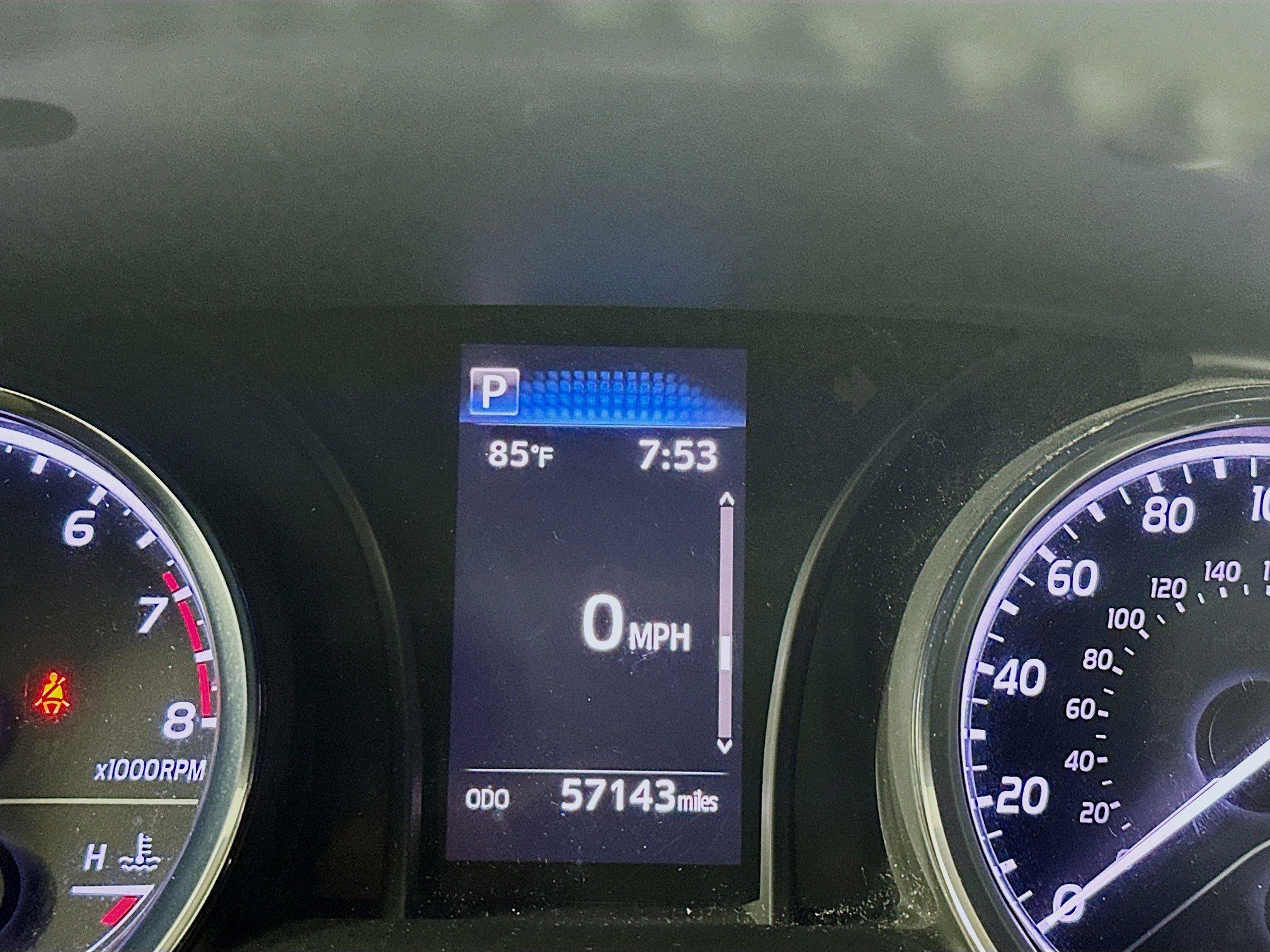 Used 2020 Toyota Camry SE FWD image 18