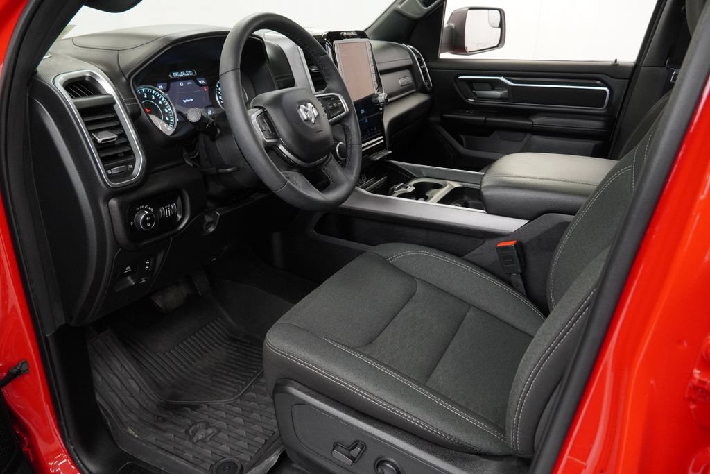 Used 2025 RAM 1500 Big Horn AWD/4WD image 19