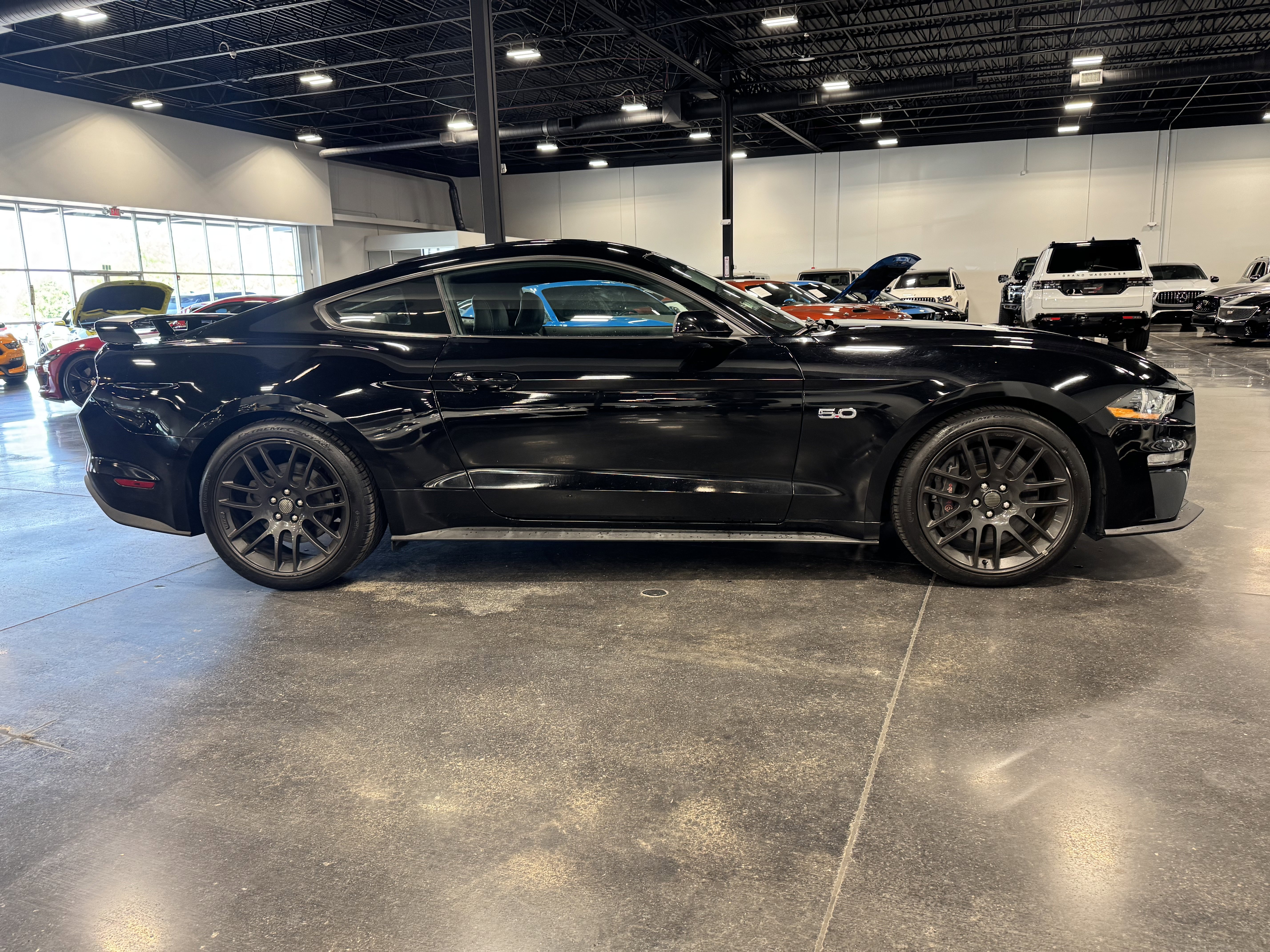Used 2020 Ford Mustang GT Premium w/ GT Performance Package RWD image 2