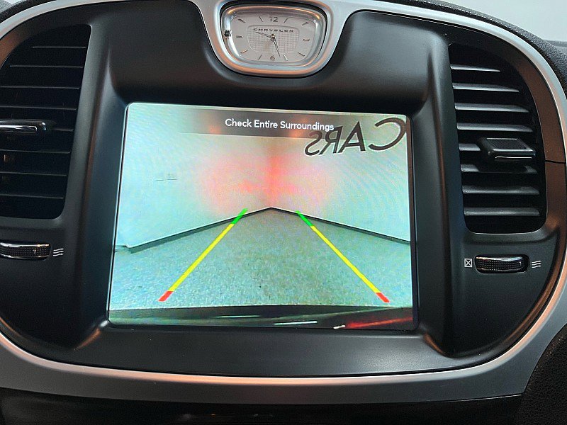 Used 2022 Chrysler 300 Touring w/ Sport Appearance Package image 24