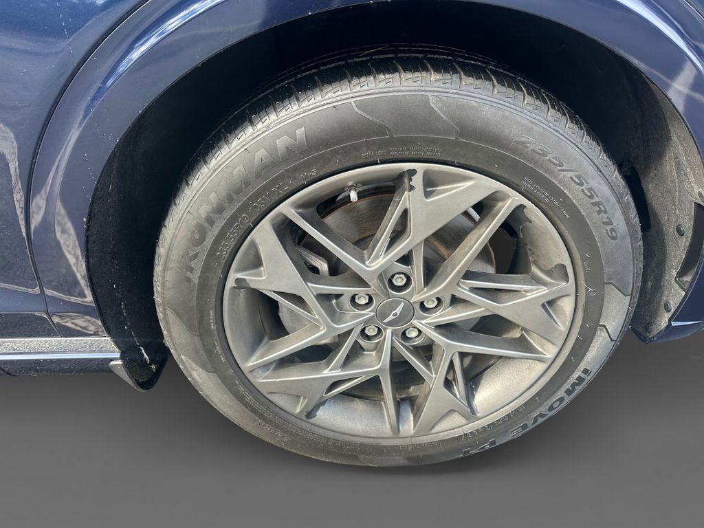 Used 2022 Genesis GV70 2.5T w/ Advanced Package image 16