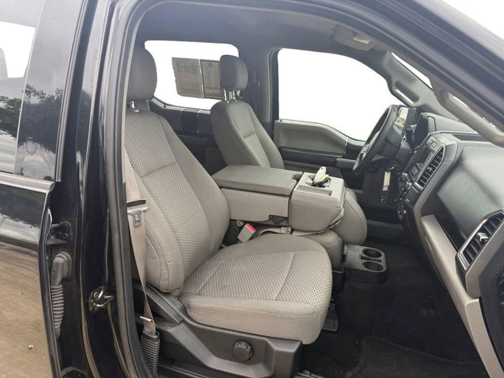 Used 2016 Ford F150 XLT RWD image 16