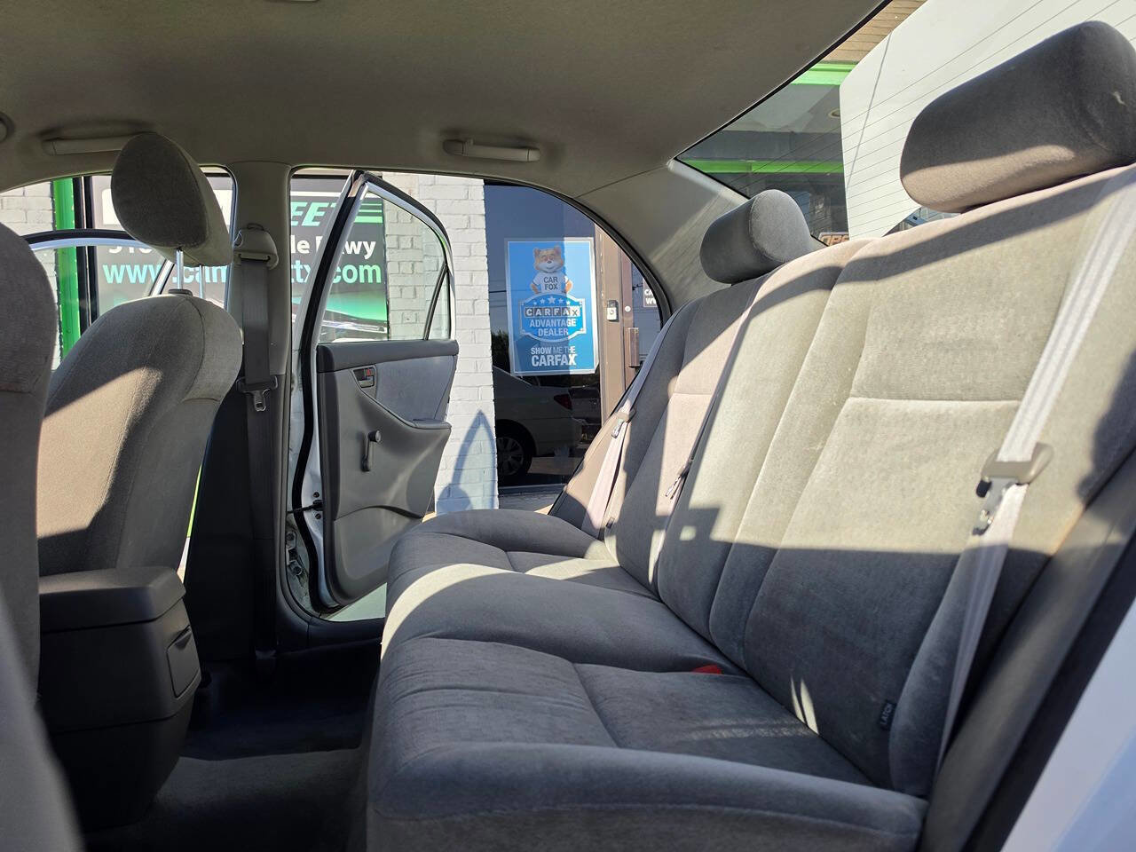 Used 2004 Toyota Corolla CE image 22