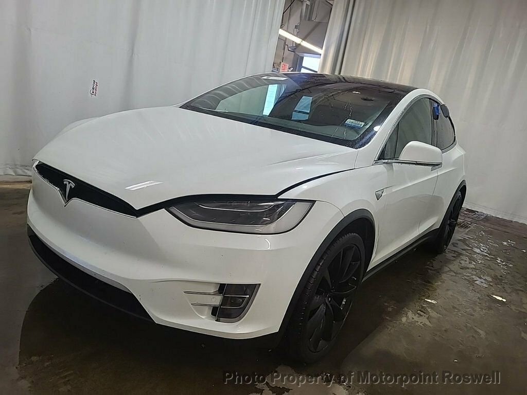 Used 2019 Tesla Model X Long Range image 2