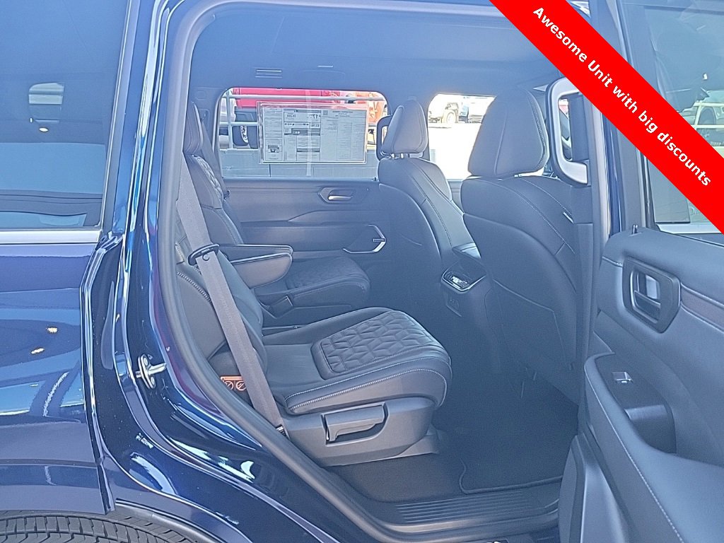 New 2025 Nissan Armada Platinum image 16