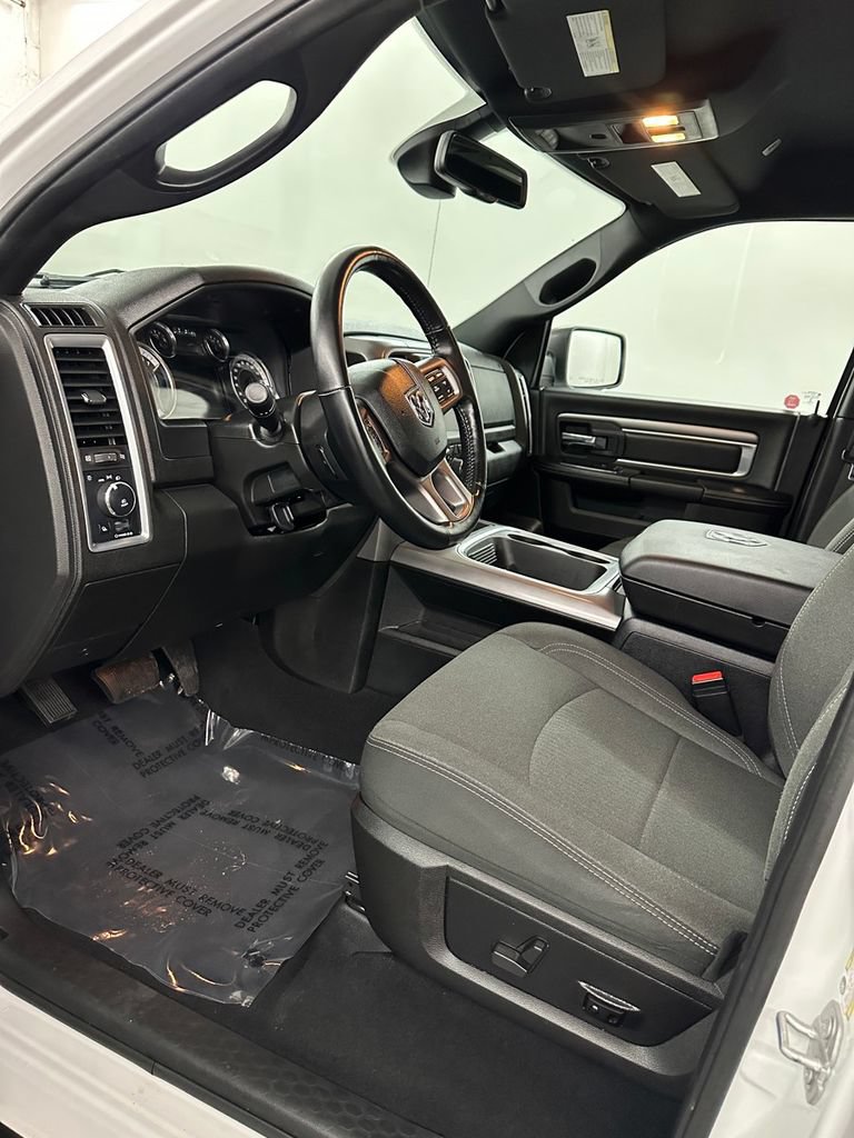 Used 2022 RAM 1500 Warlock AWD/4WD image 10