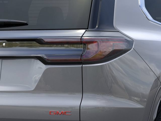 New 2026 GMC Acadia Denali w/ Super Cruise Package FWD image 11