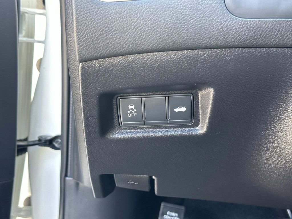 Used 2023 INFINITI Q50 Luxe w/ Cargo Package image 18